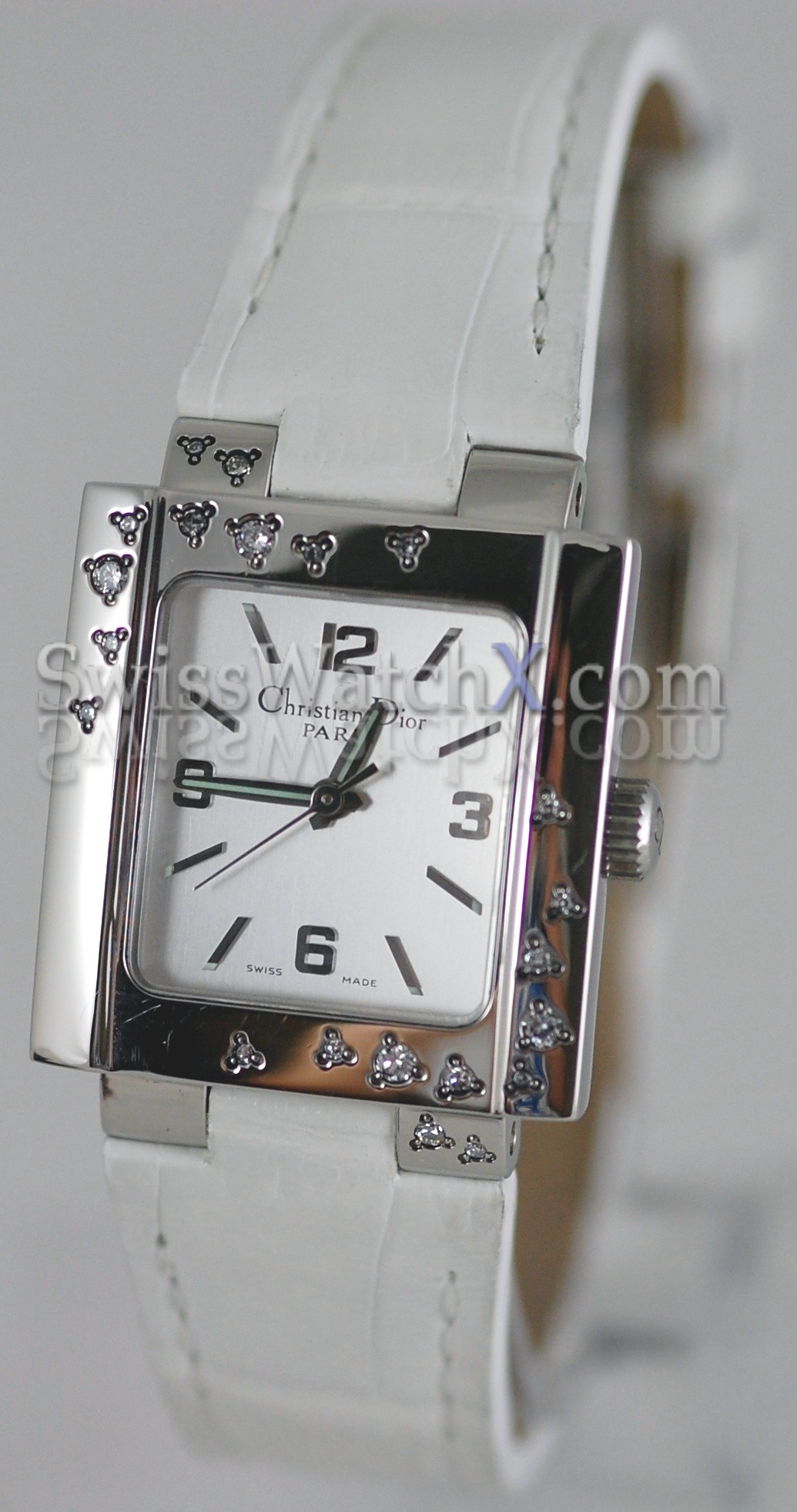 クリスチャンディオールのリーヴァCD073111A001 - ウインドウを閉じる